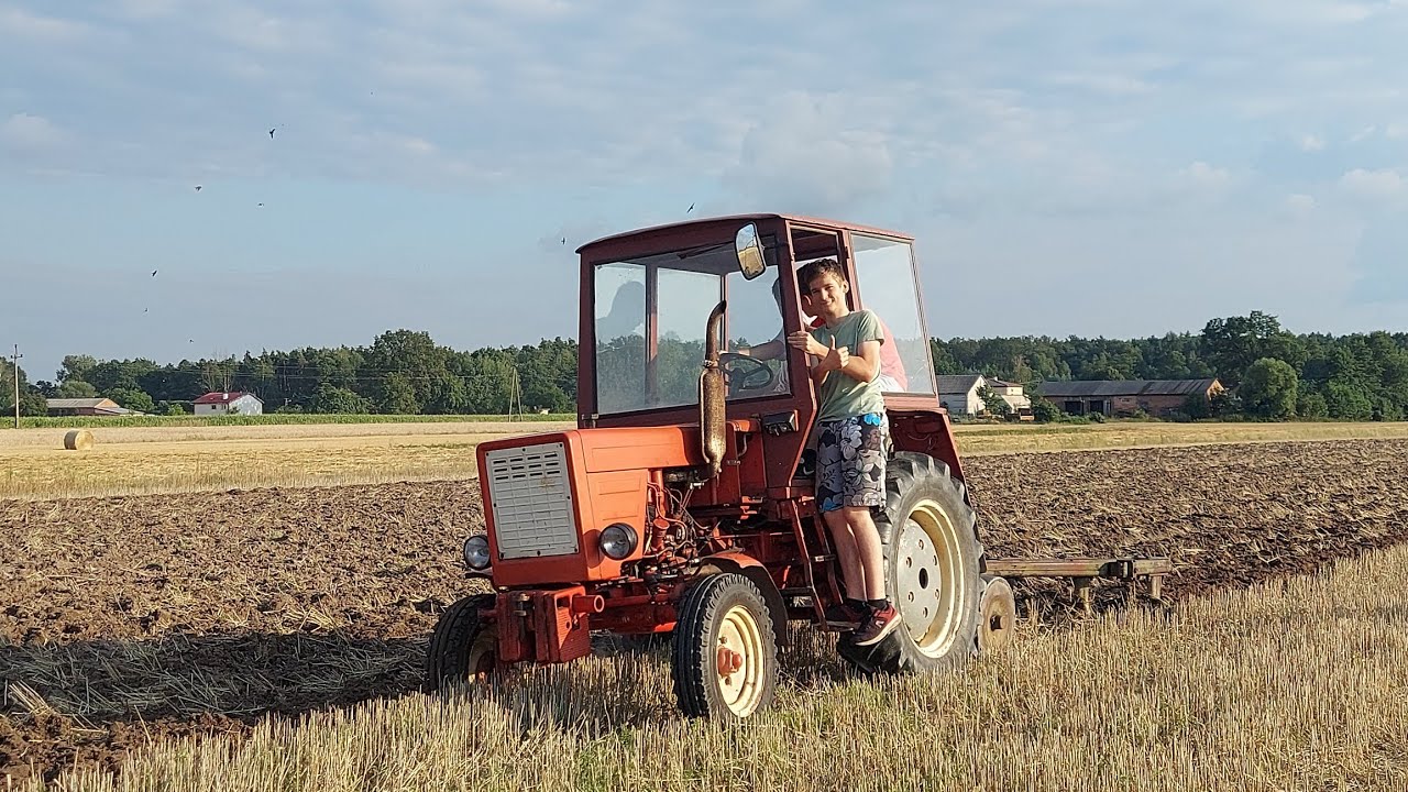 Podorywka z dużą dawką oporu // wladymirec t25 kontra 5 skib //
