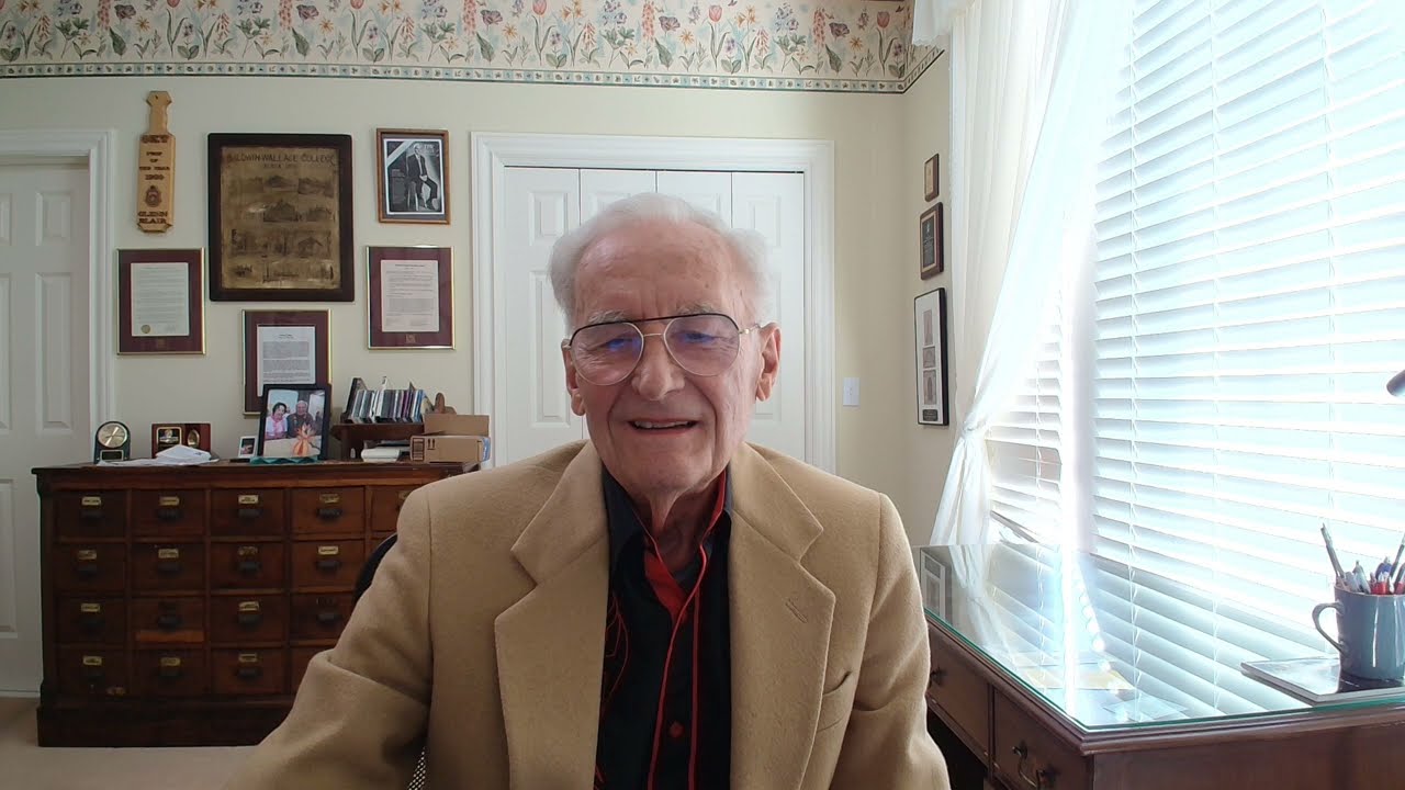 Advice from a 90-year-old man / Secrets to living to 90 / Instant exercise / Cooking hints