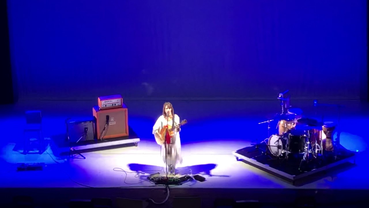 18/12/21-Carmen Consoli:Amore di plastica