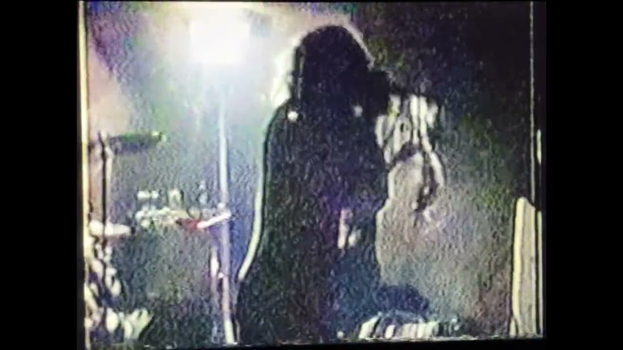 GG Allin and The Disappointments-Live at Willimantic CT 1989