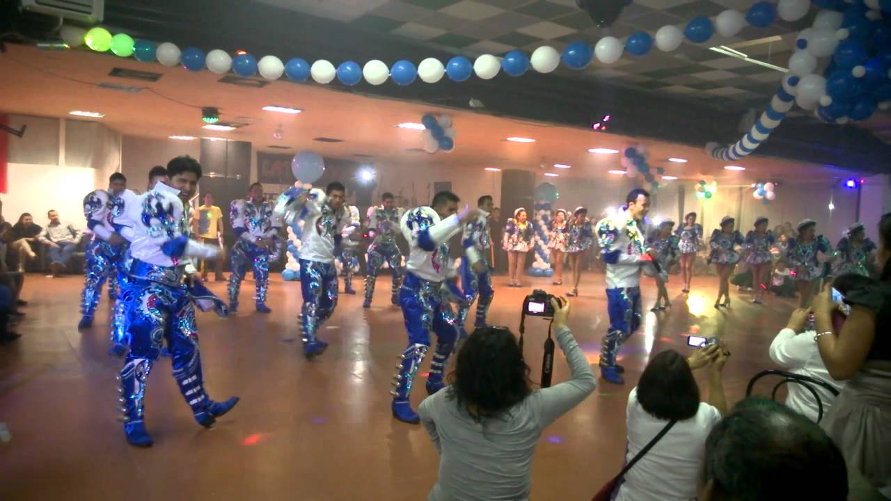 Tarpuy Italia inaguracion trajes 2014