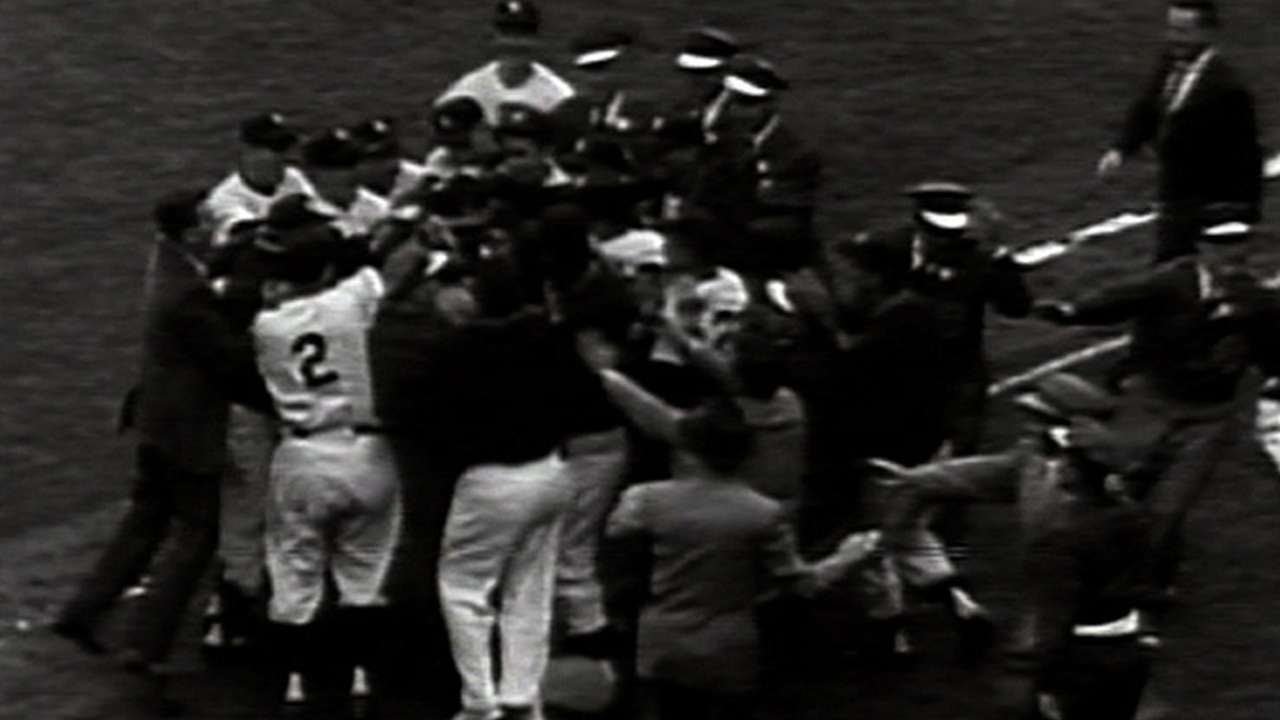 Don Larson pitches a perfect game in Game 5 of the 1956 World Series