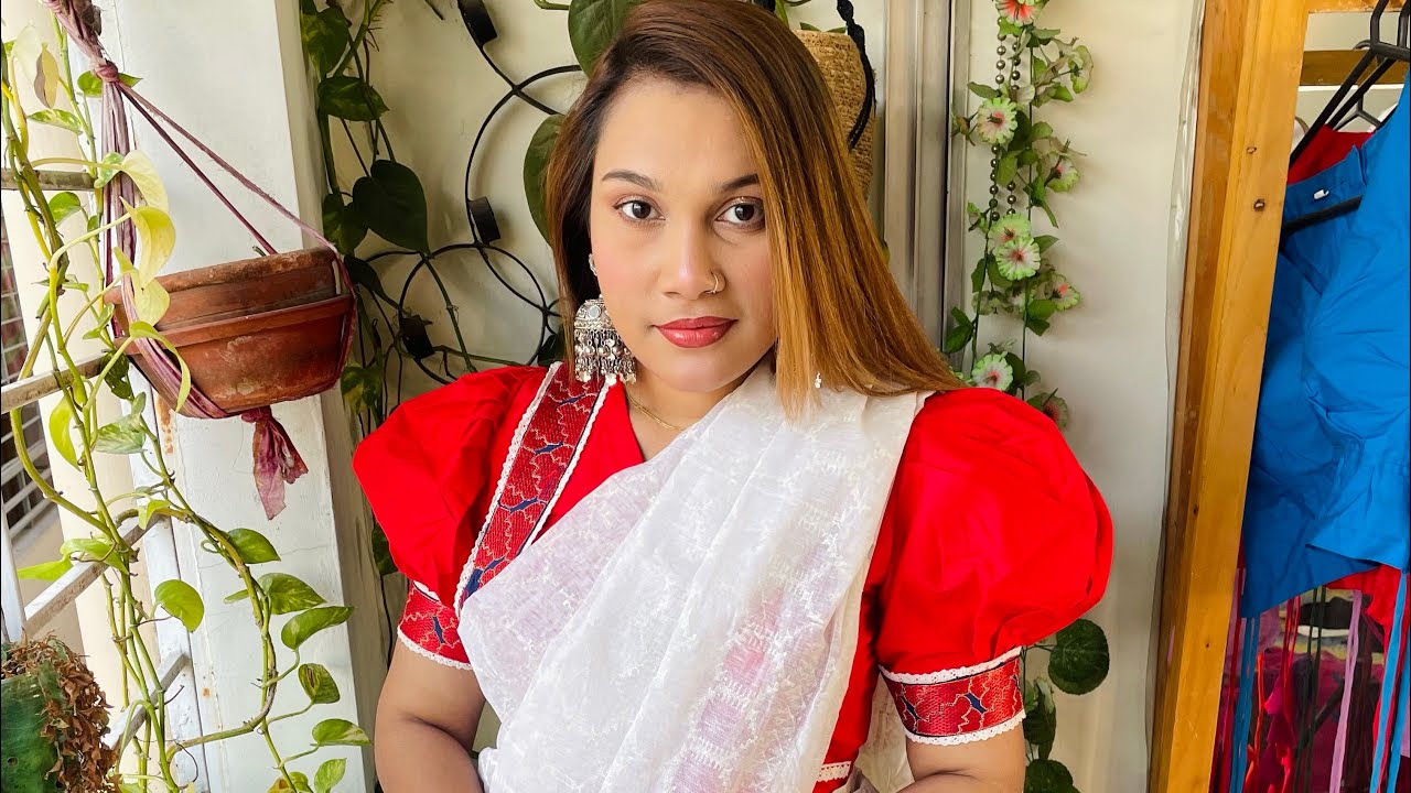 Exclusive Stitched Blouse..যেকোনো ডিজাইন এ যেকোনো  কালার & সাইজ দেয়া যাবে। facebook পেজ- Godhuli 
