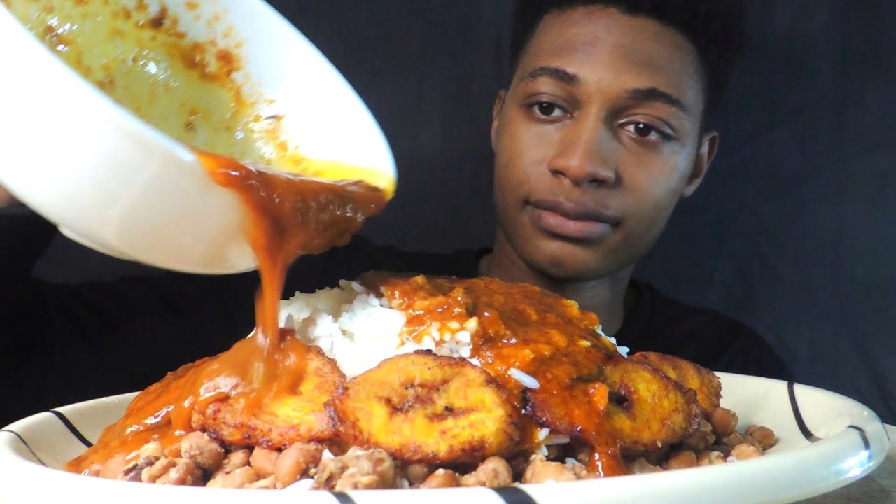ASMR AFRICAN NIGERIAN RICE AND STEW,BEANS,PLANTAIN,FISH AND CHICKEN MUKBANG(No talking)eating sounds