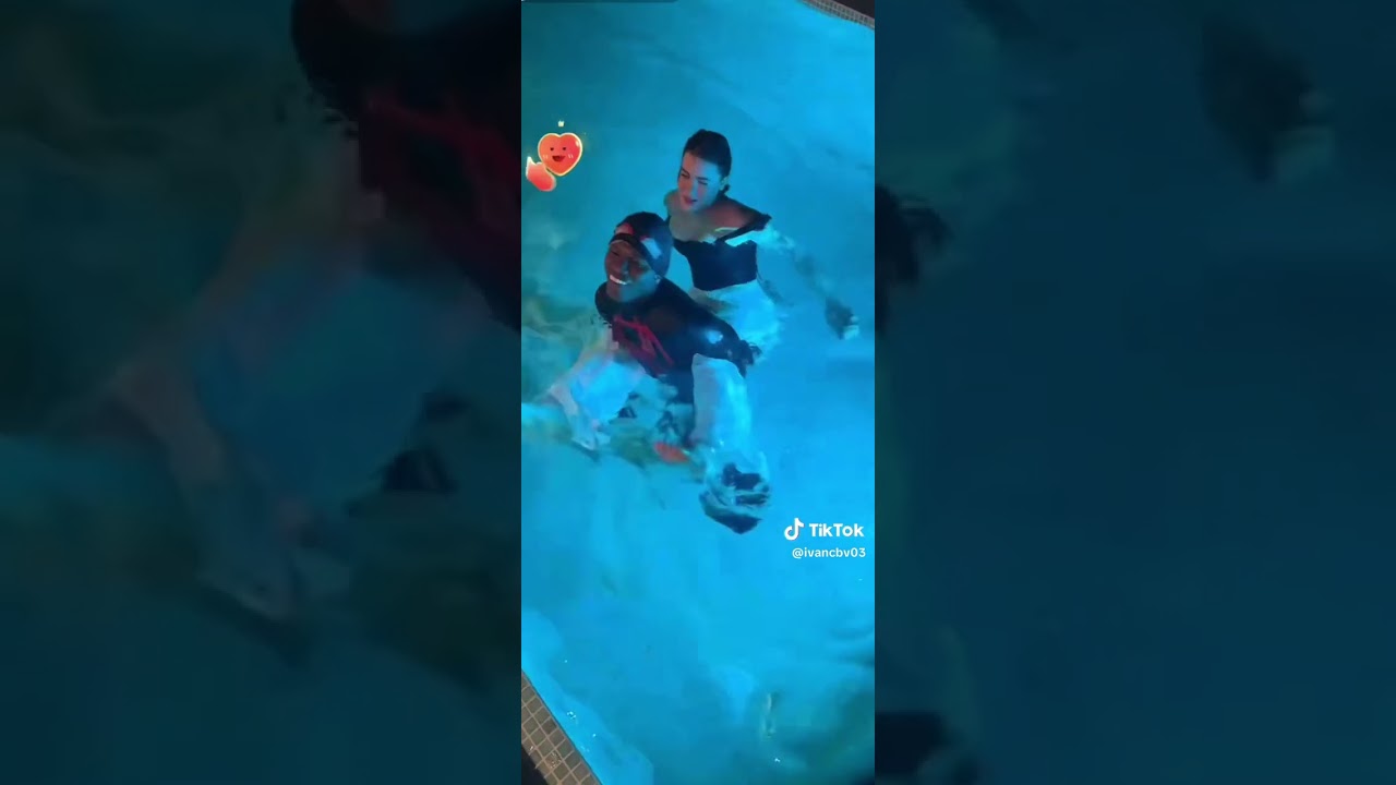 A JH SE LE PARA EL YUPI CON CINTIA COSSIO
