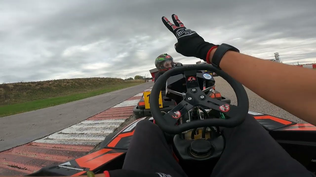 🥵¡RESISTENCIA 1H!🥵 Karting Ángel Burgueño! 🏎️🔥 CARRERA AGOTADORA y BRUTAL💪