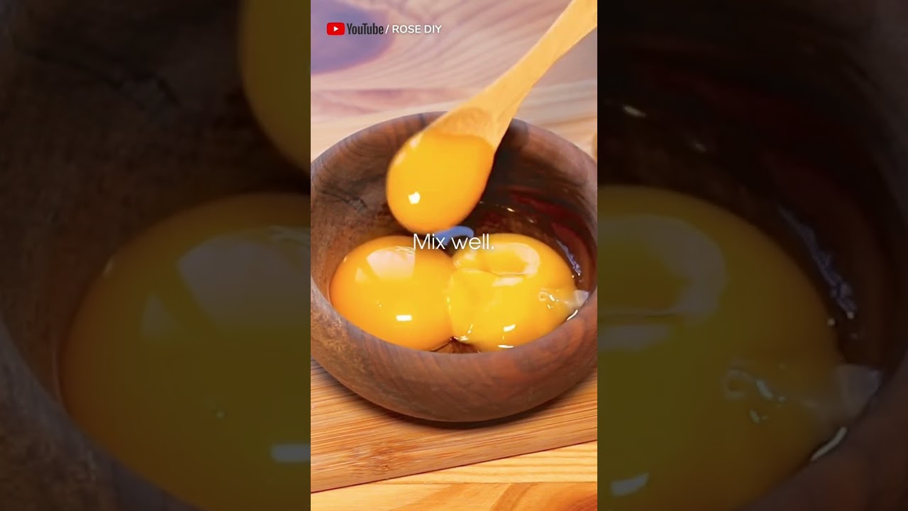 DIY: Egg Yolk Hair Mask for Dry, Frizzy Hair & Faster Growth #hairgrowth #egghairmask #diyhairmask