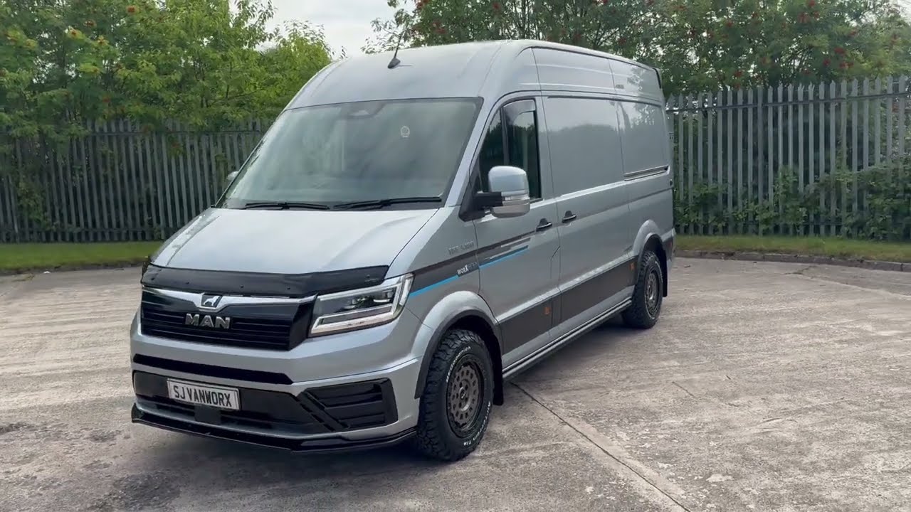 2025 MAN TGE 3.180 WORXEDITION PACK FINISHED IN OYSTER SILVER