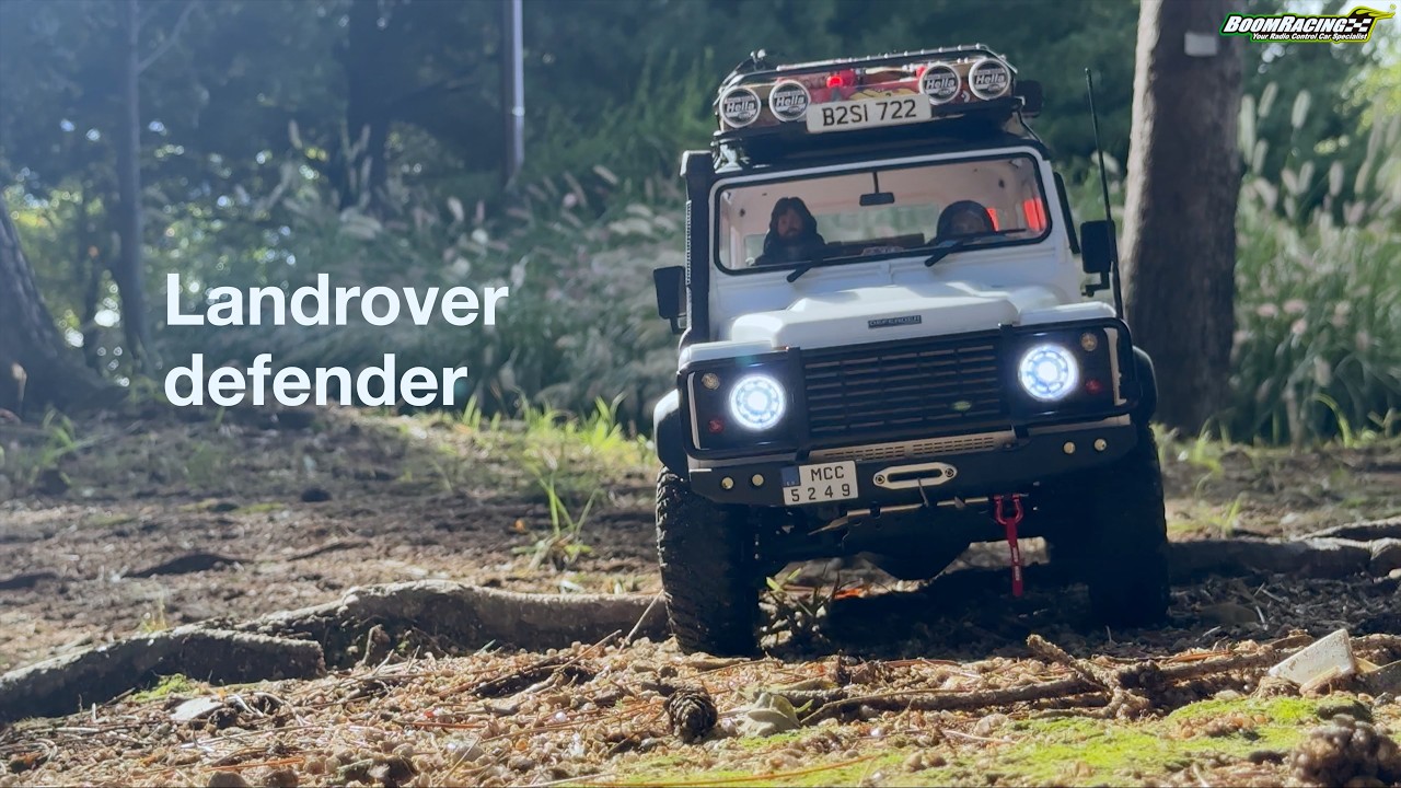 1/10 Scale RC Drive I Land Rover Defender driving at low speed up a small hill l #2