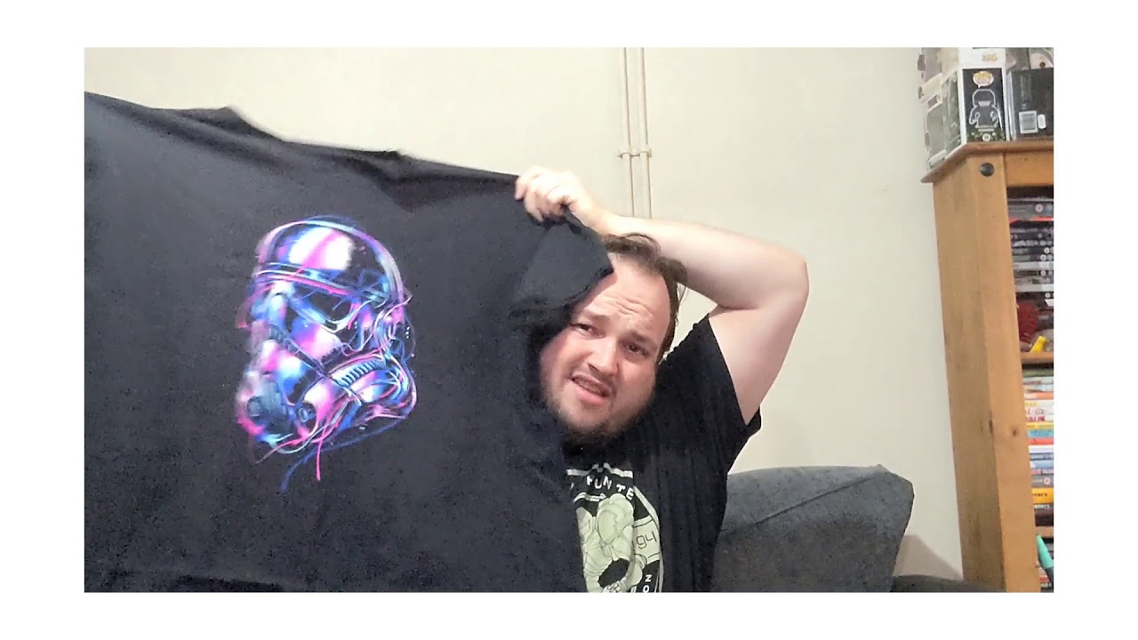 Qwertee Mega Insanitee sale 4: Christmas spending