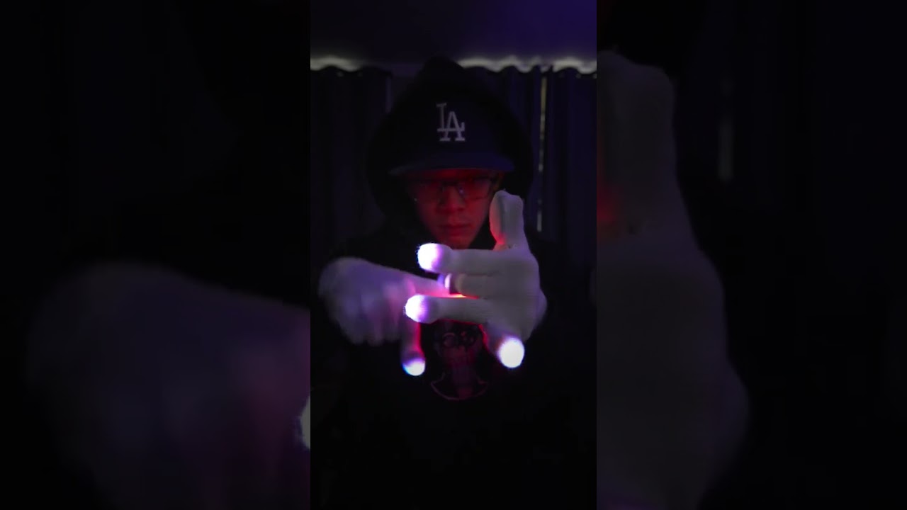 This #gloving Lightshow uses digits, isolations, and clocks!