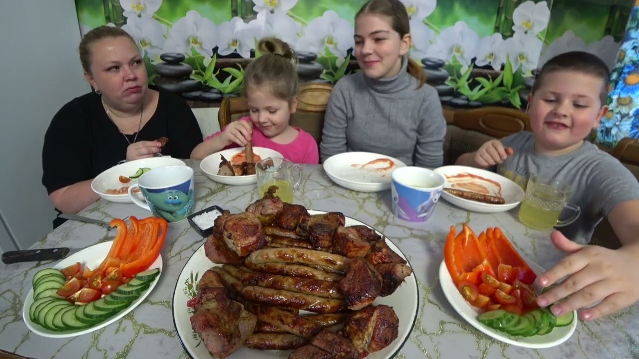 Мукбанг шашлык