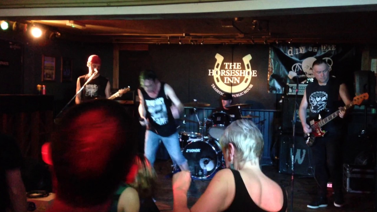 Subhumans - No/Black & White @ The Horseshoe Inn, Wellingborough 04.11.16