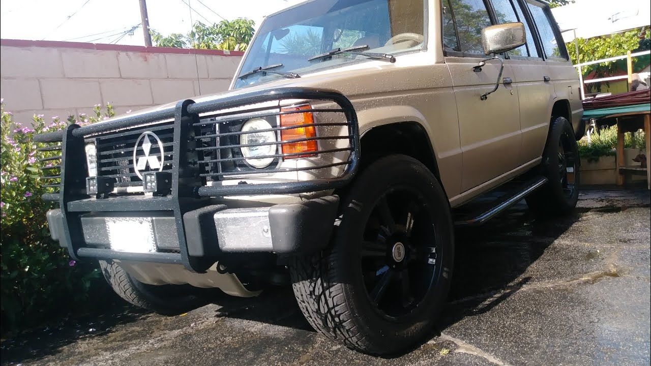 MITSUBISHI MONTERO 1990 ..PINTURA.
