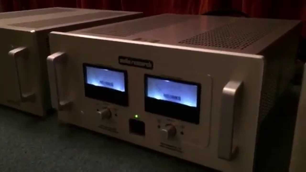 L' Audio Research Reference 75SE all'opera con le Sasha 2 da HiFi Natali di Monsummano Terme.
