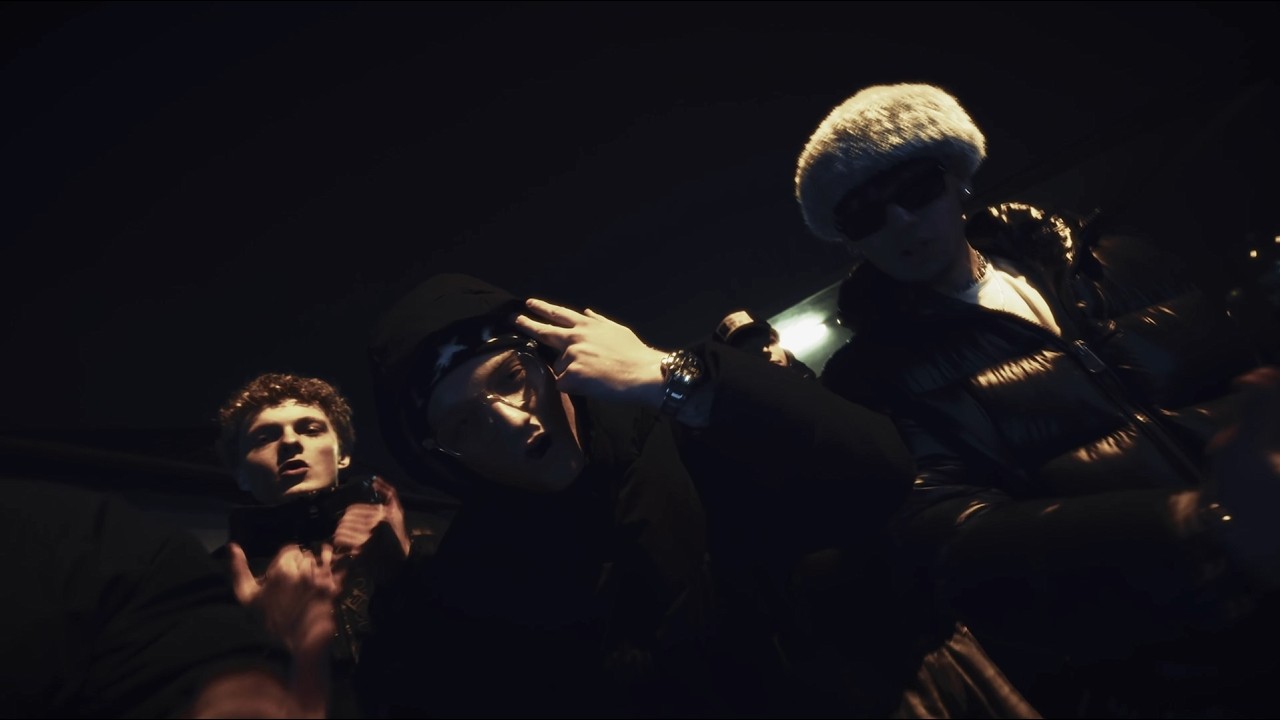 43 - ALL BLACK ft. YF, VIXXAR, ICYBABY, blaloo, Masny (prod. brxski) [🎥: 39VID]