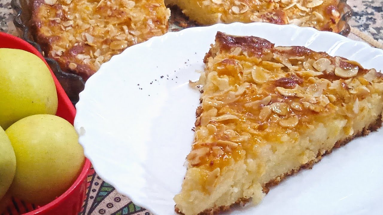 كيكة التفاح🍏راه وقتو خفيفة و جي مشربة و بنينة بزاف 😋مقادير مضبوطة 💯 توالم كتحلية او مع قهوة و حليب 👍