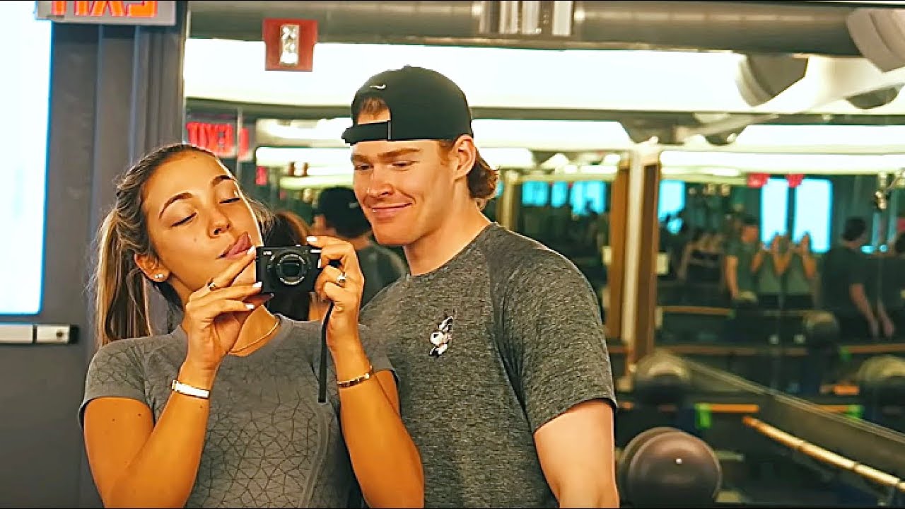 Come To Barre Class With Us, Rockefeller Center & Catch NYC | Vlogmas Day 20