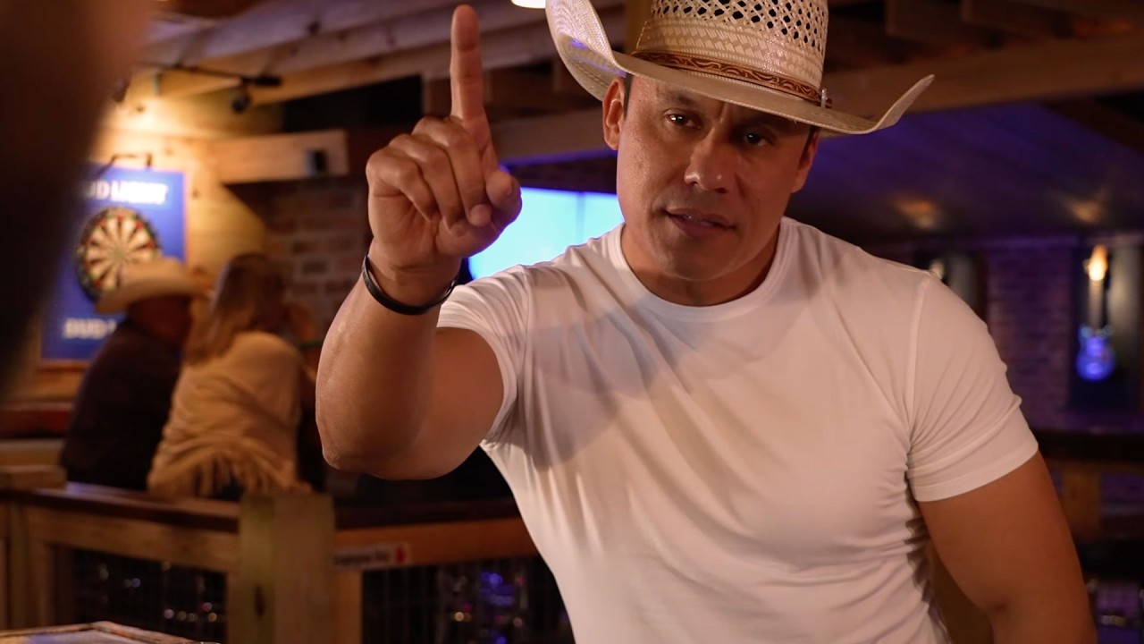 Blaze Brothers -  Una Más (Borracho Bailando) Official Music Video