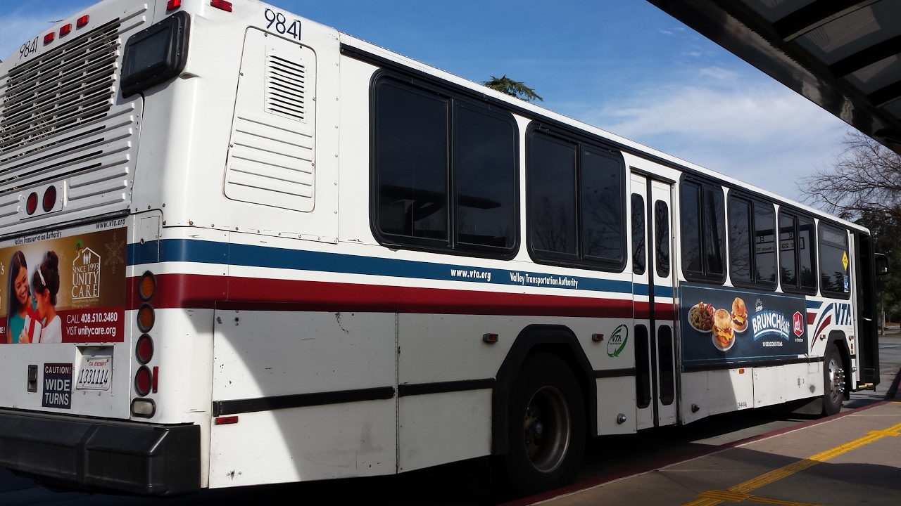 AIR STARTER - 1998 Gillig Phantom - Santa Clara Valley Transportation Authority Bus 9841 - Line 23