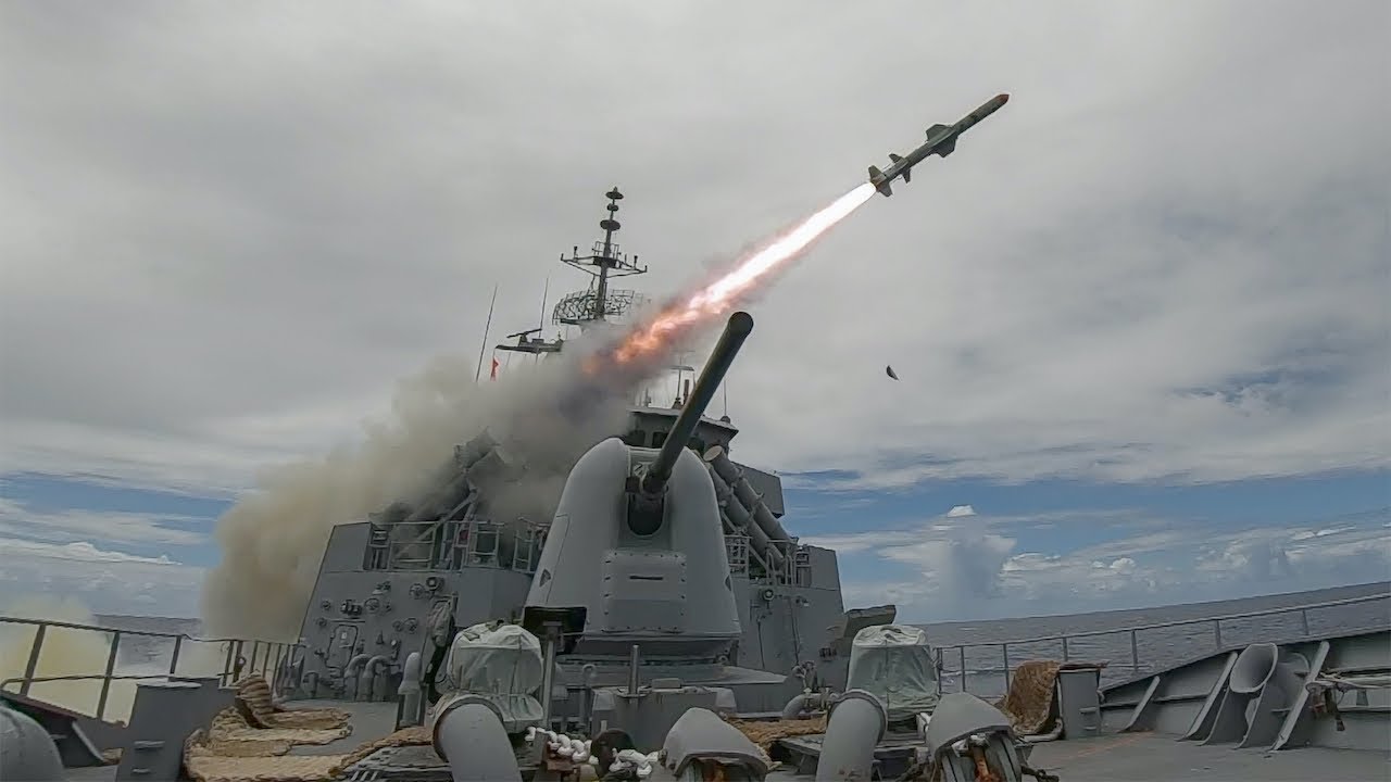 Royal Australian Navy live fire exercise (SINKEX) at RIMPAC 2020