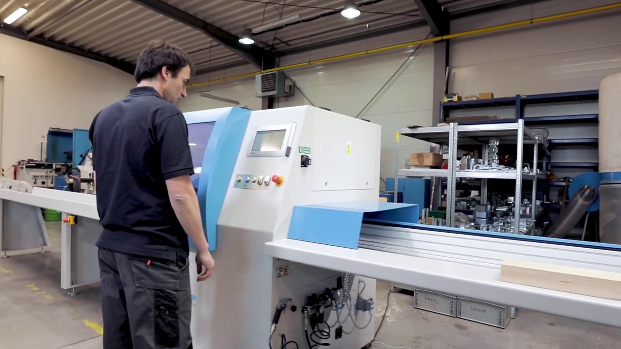 SOUKUP Crossline500 - automatic crosscut machine