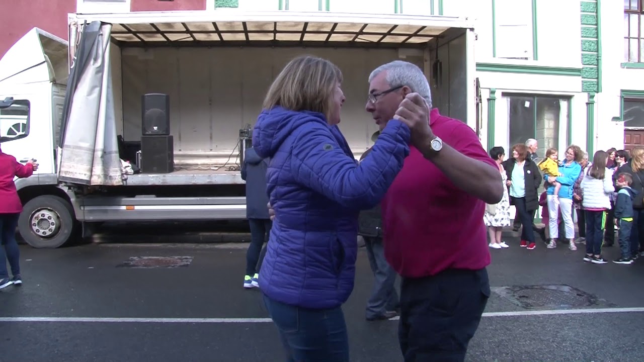 Dancing on the street to Stuart Moyles