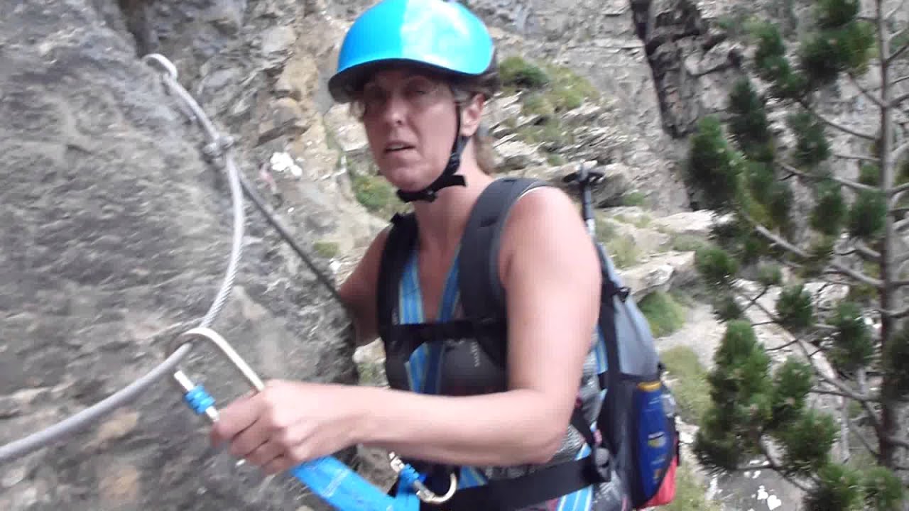 Ursula y Agus en Cotatuero Ordesa (Huesca) v2  agosto 2015