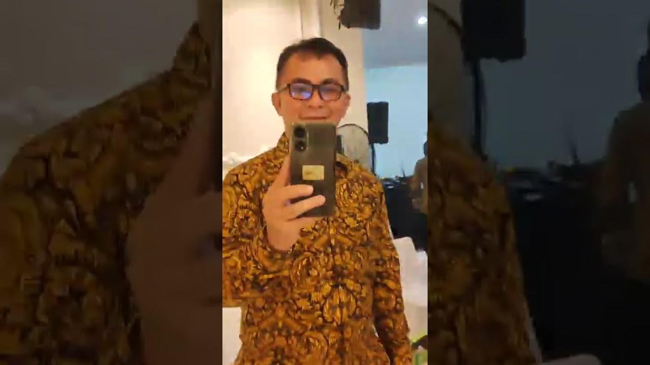 Acara Maena di pesta pernikahan ponakan, NoVi susanti dan Nafaonasokhi Gulo,di Gedung welasih 