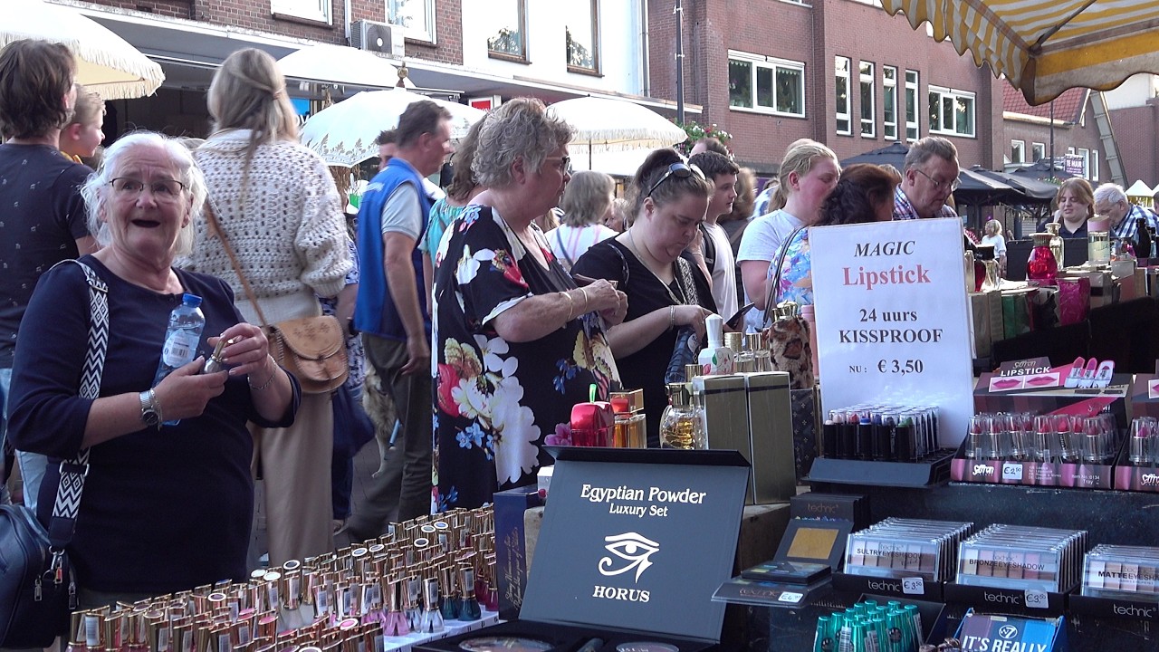 Braderie Ermelo di. 27 Aug. 2024.Summer Evening Fair, Zomeravondbraderie .Laatste van het seizoen.
