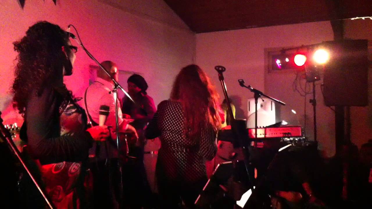 Harry & Nancy Tumansery 25 Anniversary voulez vou couche avec moi/Santana oye como va