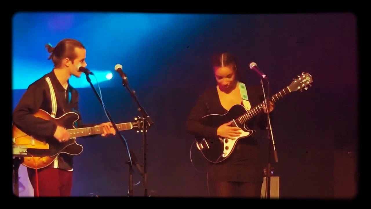 Oscar Jerome at Earth featuring Lianne La Havas - Joni Mitchell Cover - 