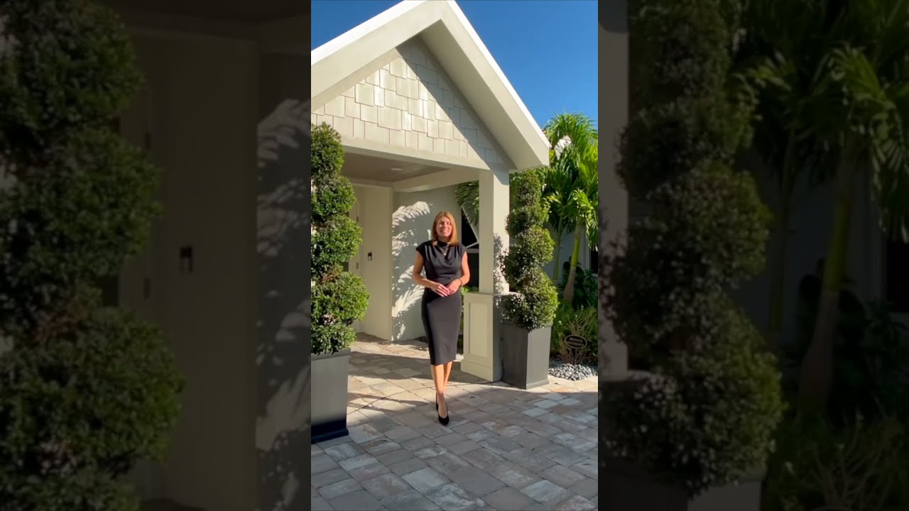 Fully Remastered Park Shore Villa