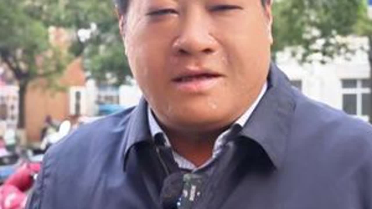 年底抢票难？老板硬核留人：干一天结一天，不忽悠不拖欠#正能量传递 #回家过年 #抢票太难了 #工友们辛苦了