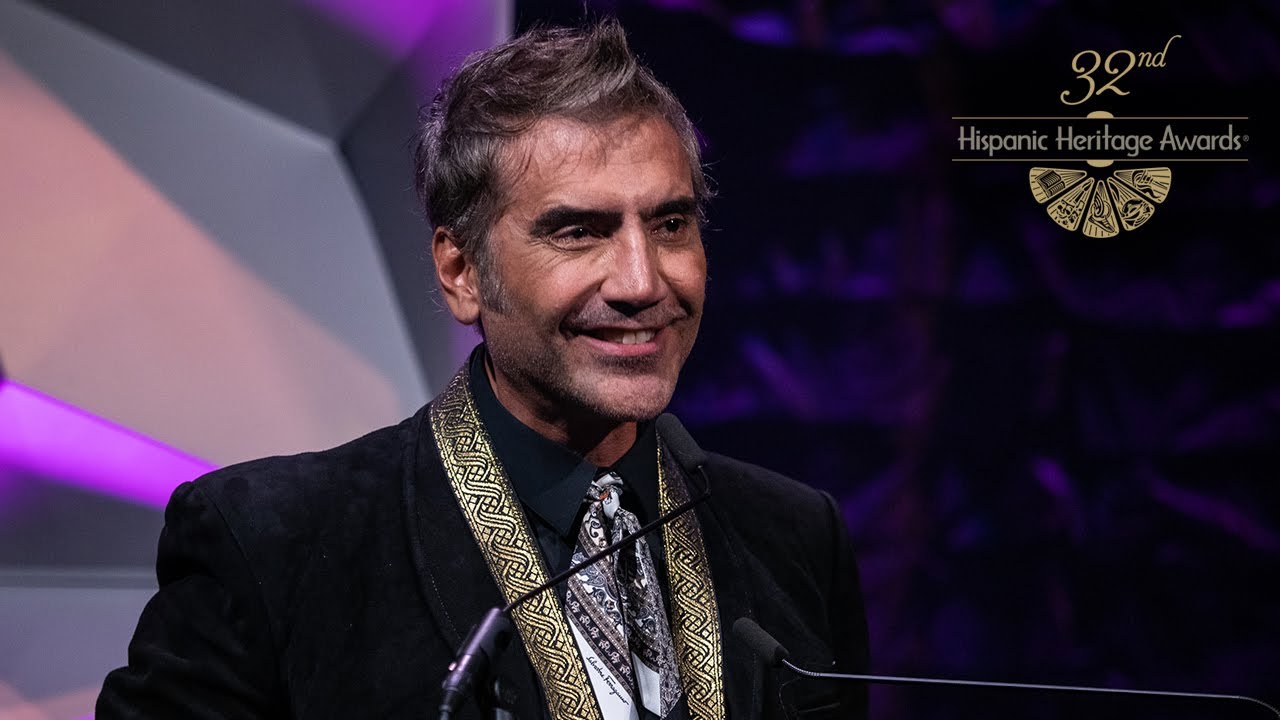 Alejandro Fernández Receives the Music Award at the 32nd Hispanic Heritage Awards