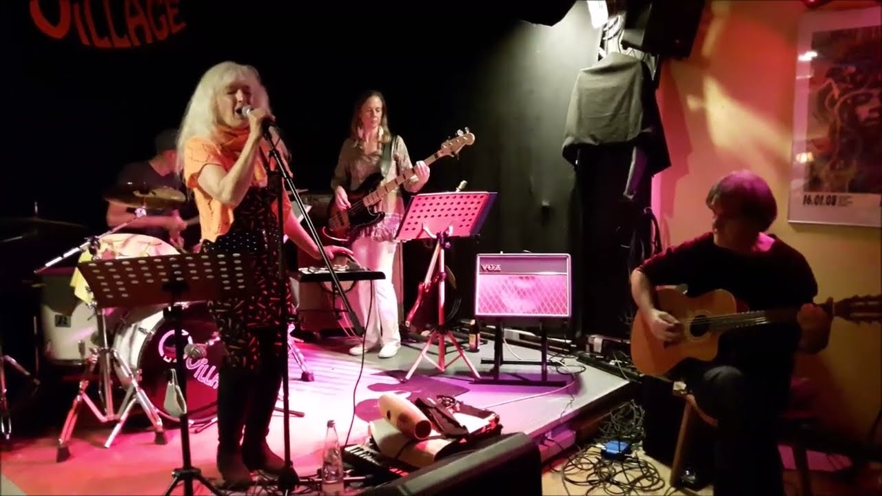 The Chihuahua Blues Company Live im Village 2020