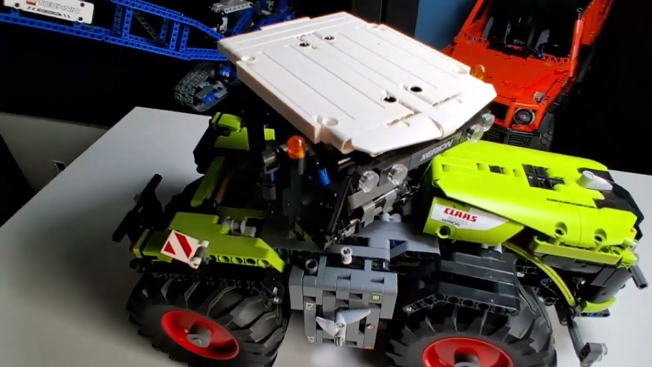 Lego Technic Review: 42054 CLAAS Xerion 5000 Trac VC