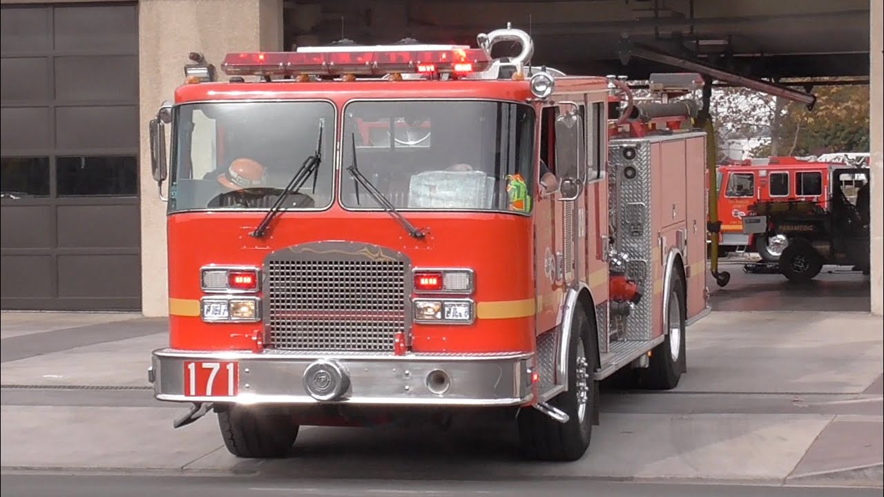 LACoFD Engine 171 & Squad 171 (Both Reserves) Responding