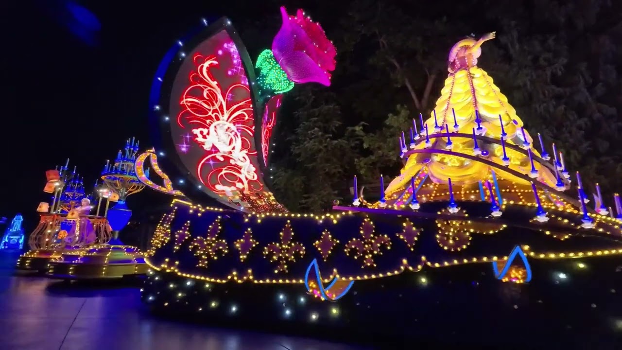 ✨ Disneyland Anaheim – Paint the Night Parade ✨