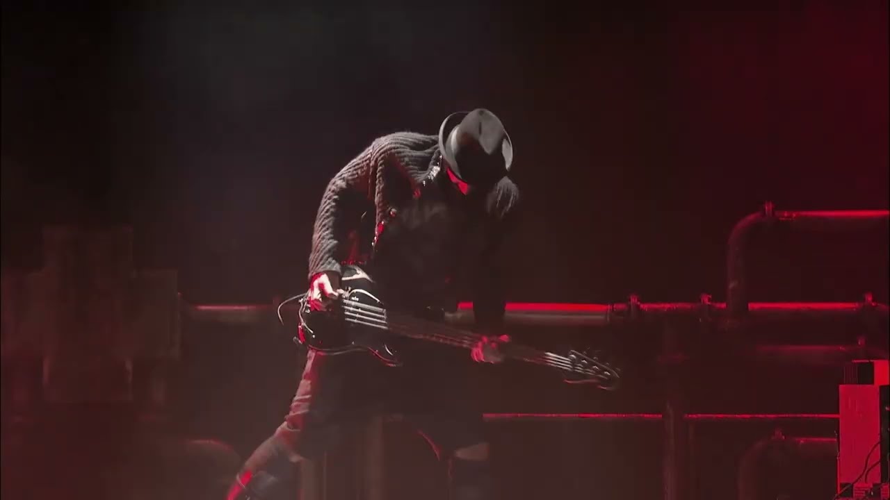 Rammstein - Buckstabu (Live from Madison Square Garden 2010)