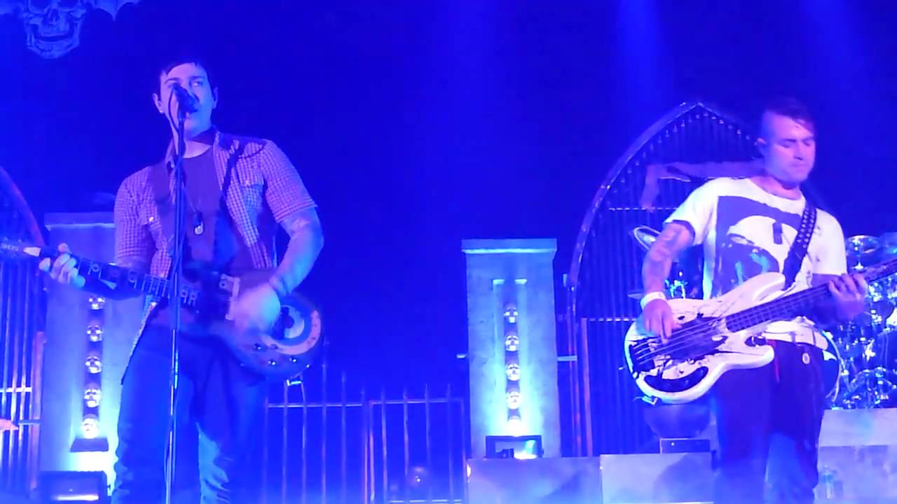 Avenged Sevenfold - Buried Alive Live