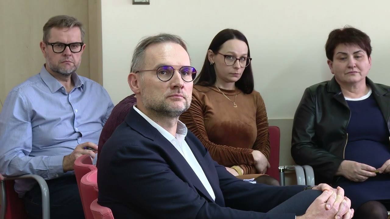 Sesja rady powiatu o energetycznym powrocie Turku