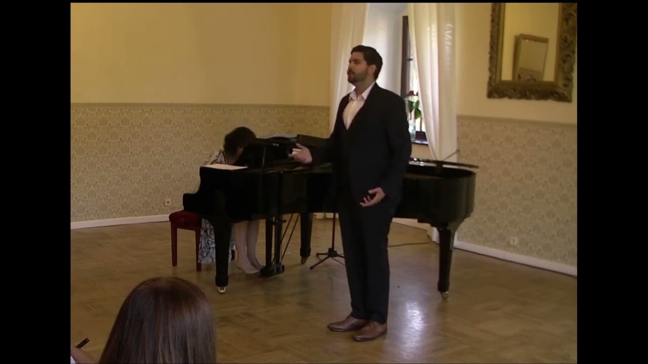 Puccini: La Boheme, Che gelida manin- Ian SPINETTI- V. &Eacute;va Marton International Singing Competition