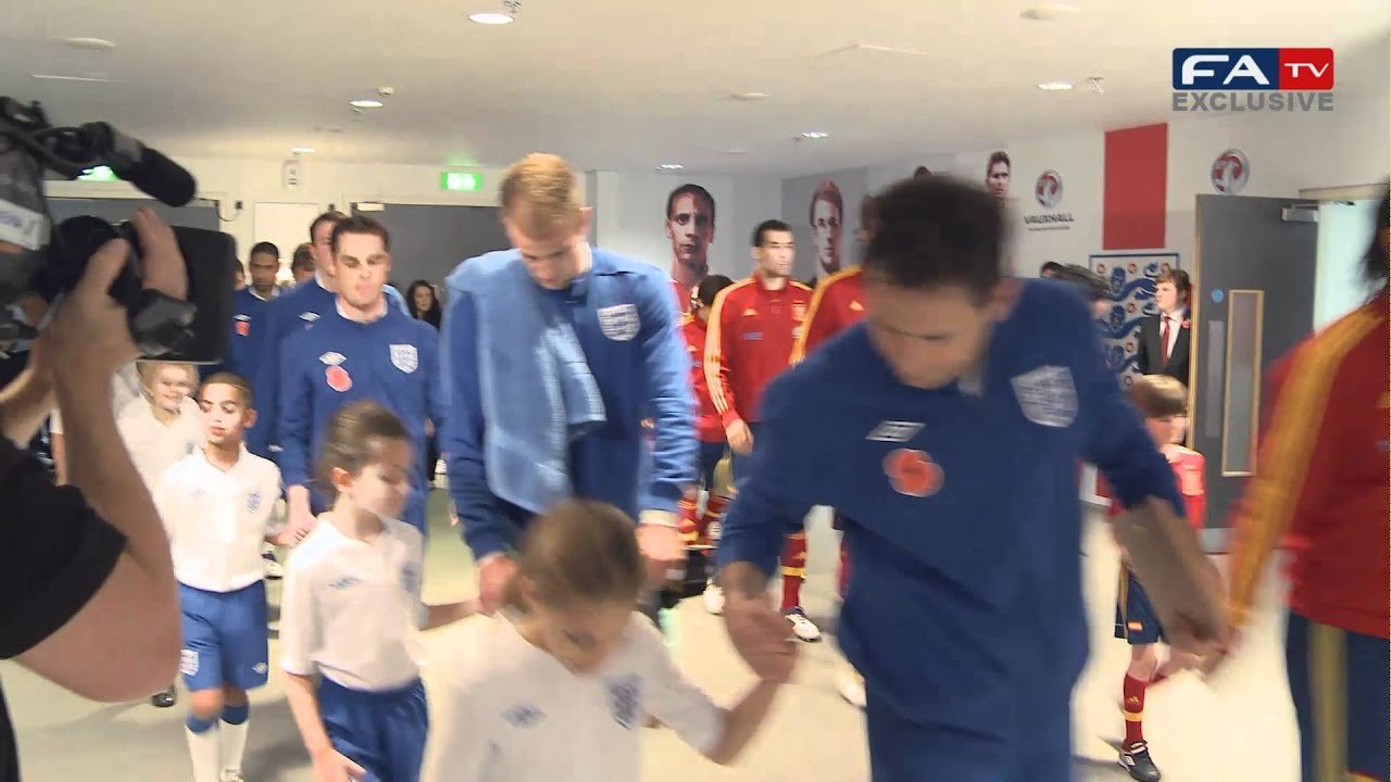 England 1-0 Spain Exclusive Wembley Tunnelcam Footage 12/11/11