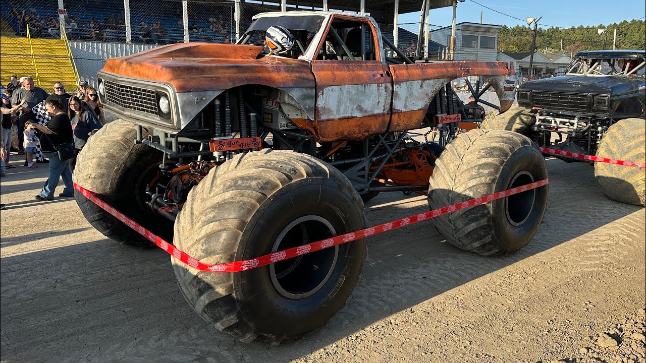 Versus Monster Trucks - Fonda, NY 2025 FULL SHOW (10/4/25)