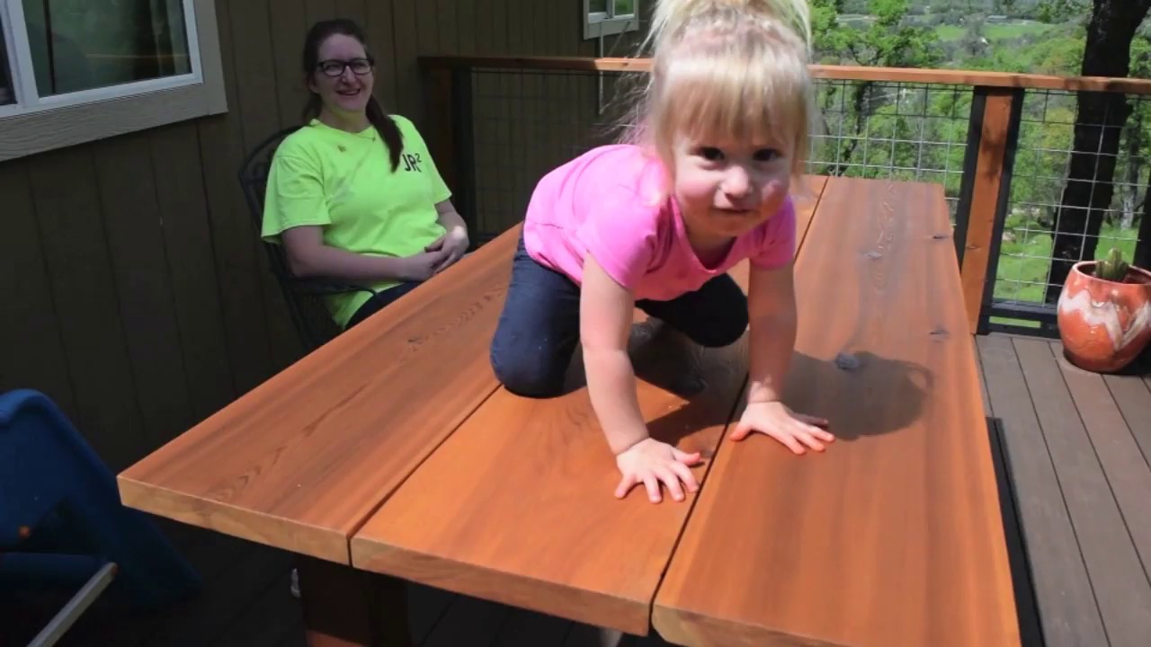 Outdoor Furniture | Cedar Table