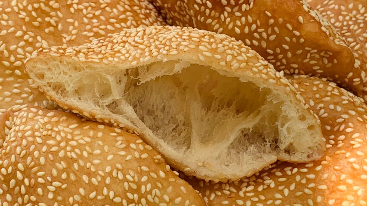 Vietnamese Hollow Donuts - Banh Tieu (stay soft for days)
