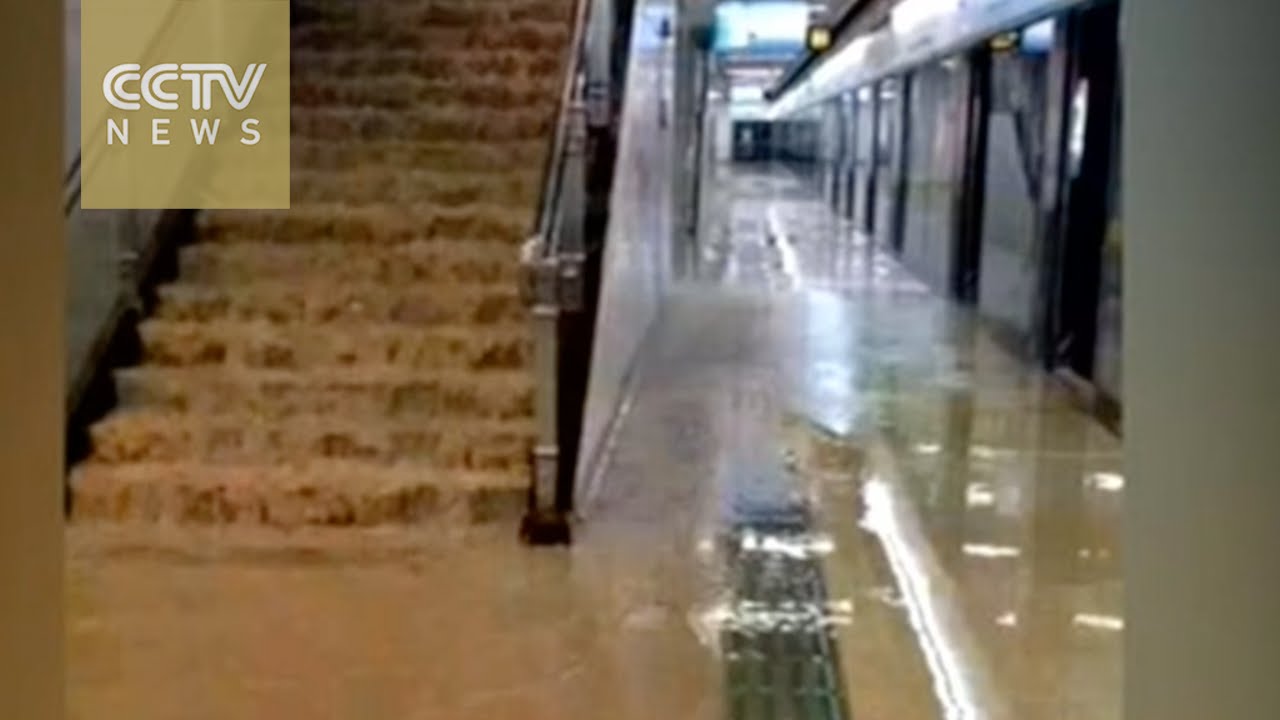Overnight thunderstorms inundate subway station in China's Nanning City