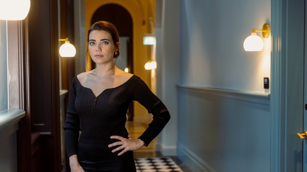 !×+[Nassima Benchicous Look Alike?]+×! Requested by: 