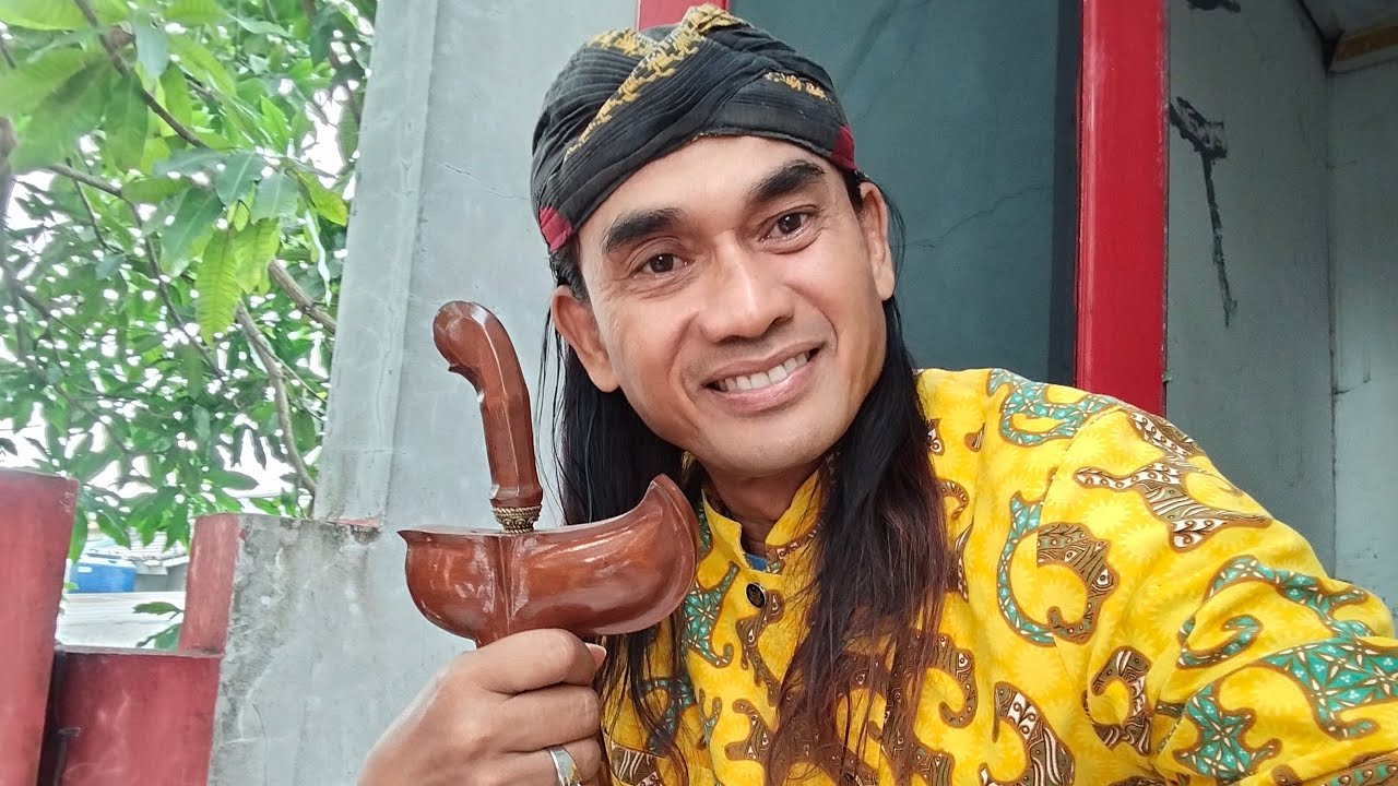 TONTONAN JADI TUNTUNAN  sedang live sekarang!